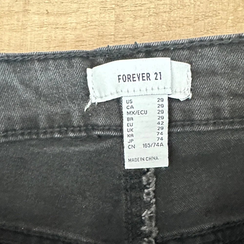 Forever 21 mid rise skinny Black Jeans size 29 BNWT - Picture 8 of 11